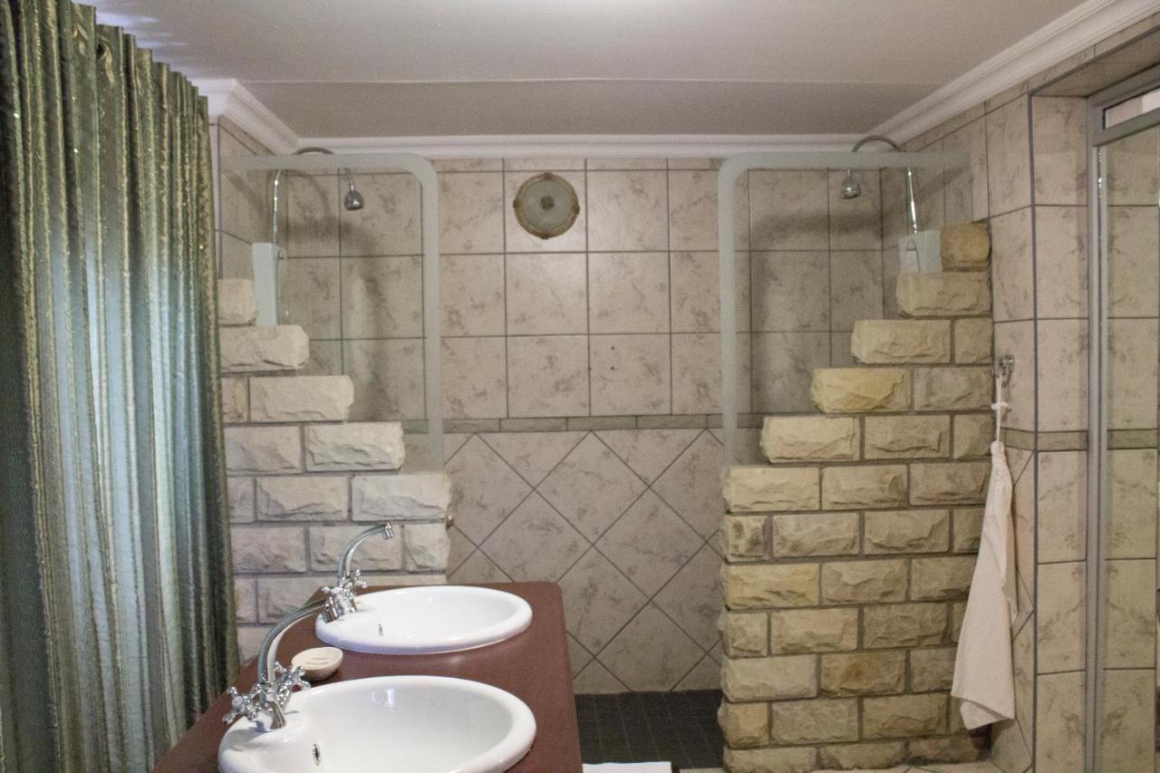 Imperani Guesthouse Ficksburg Buitenkant foto
